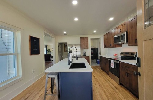 Brewton House | The Martin Lodge - Country Living Near Town on a Fishing Pond