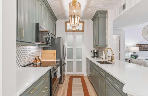 Saint Simons Heights Condo | Coastal Sage by Redfern