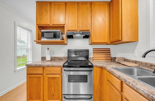 Starkville Cabin | Fireside, 2 Mi to MSU, Timberline Tinies