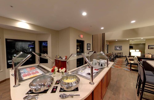 Bryant Pattengill East Apartment | Studio Close to University of Michigan | Fitness Center + Indoor Pool