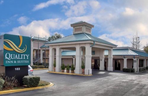 Clinton Hotel | Quality Inn & Suites Clinton - Jackson West