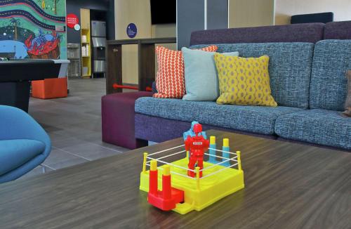 Mobile Hotel | Tru By Hilton Mobile