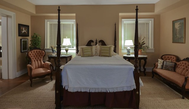Choctaw Hall Bed and Breakfast