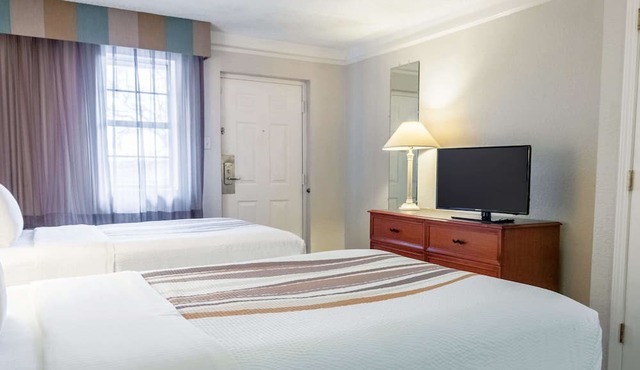 La Quinta Inn by Wyndham New Orleans West Bank/Gretna