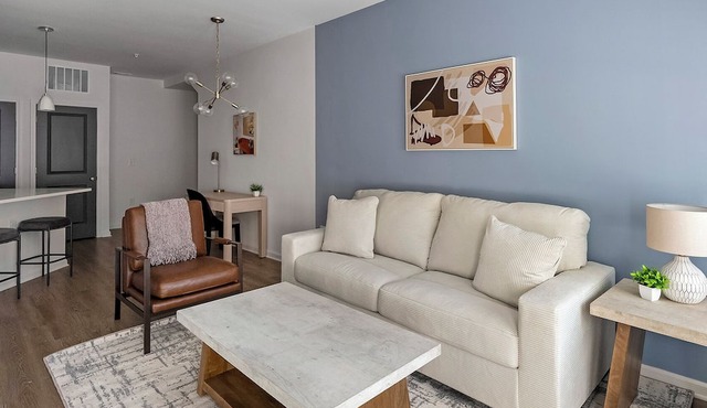 Landing Apartments Birmingham - Sand Ridge
