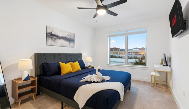 Parkside Chic 2BR Near Regions Field + Park