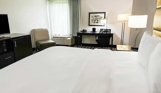 King Bed Non-Smoking