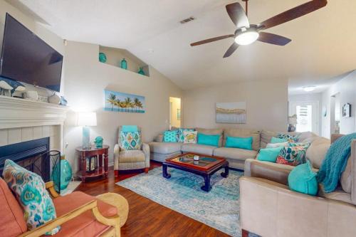 Home with kitchen patio playground central AC & WD